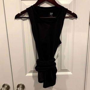 NWT Gap black top